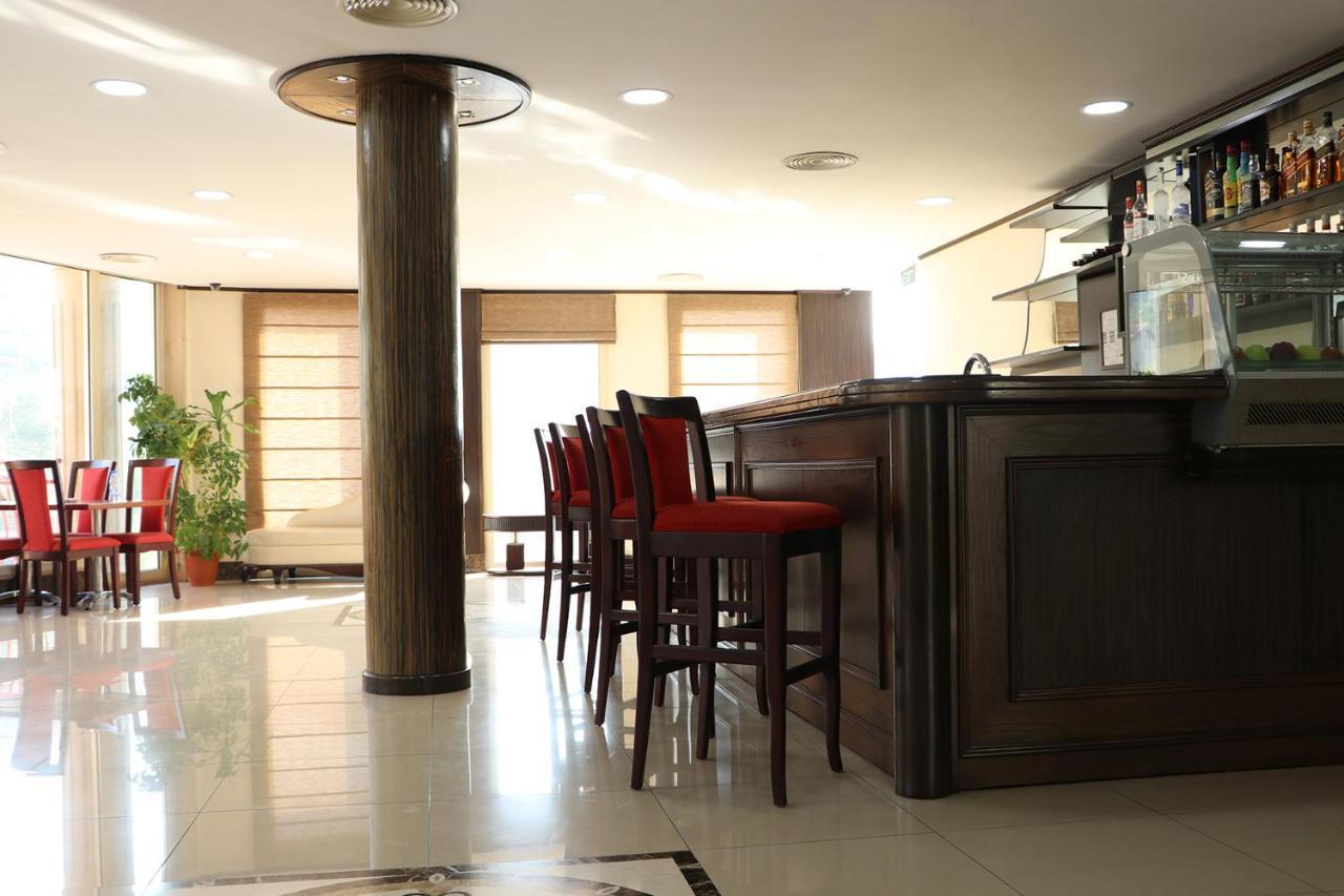 Golden Lili Resort & Spa Aley Exterior foto
